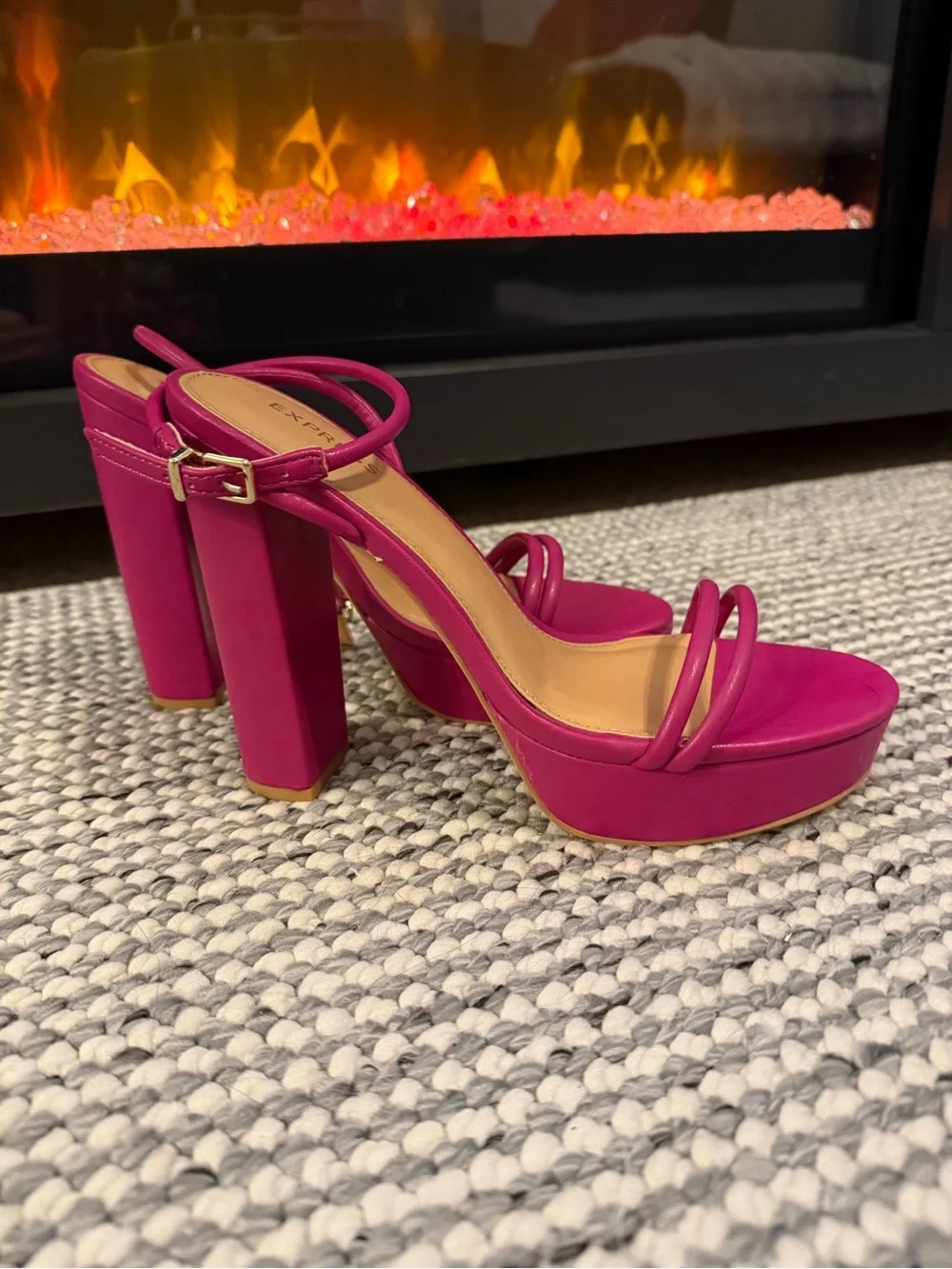 Express Women's Hot Pink Platform Block Heel Sandals